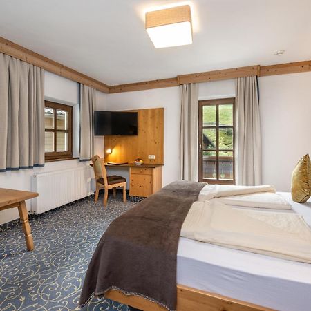 Natur-&Auszeithotel Hüttenwirt Hüttschlag Exterior foto