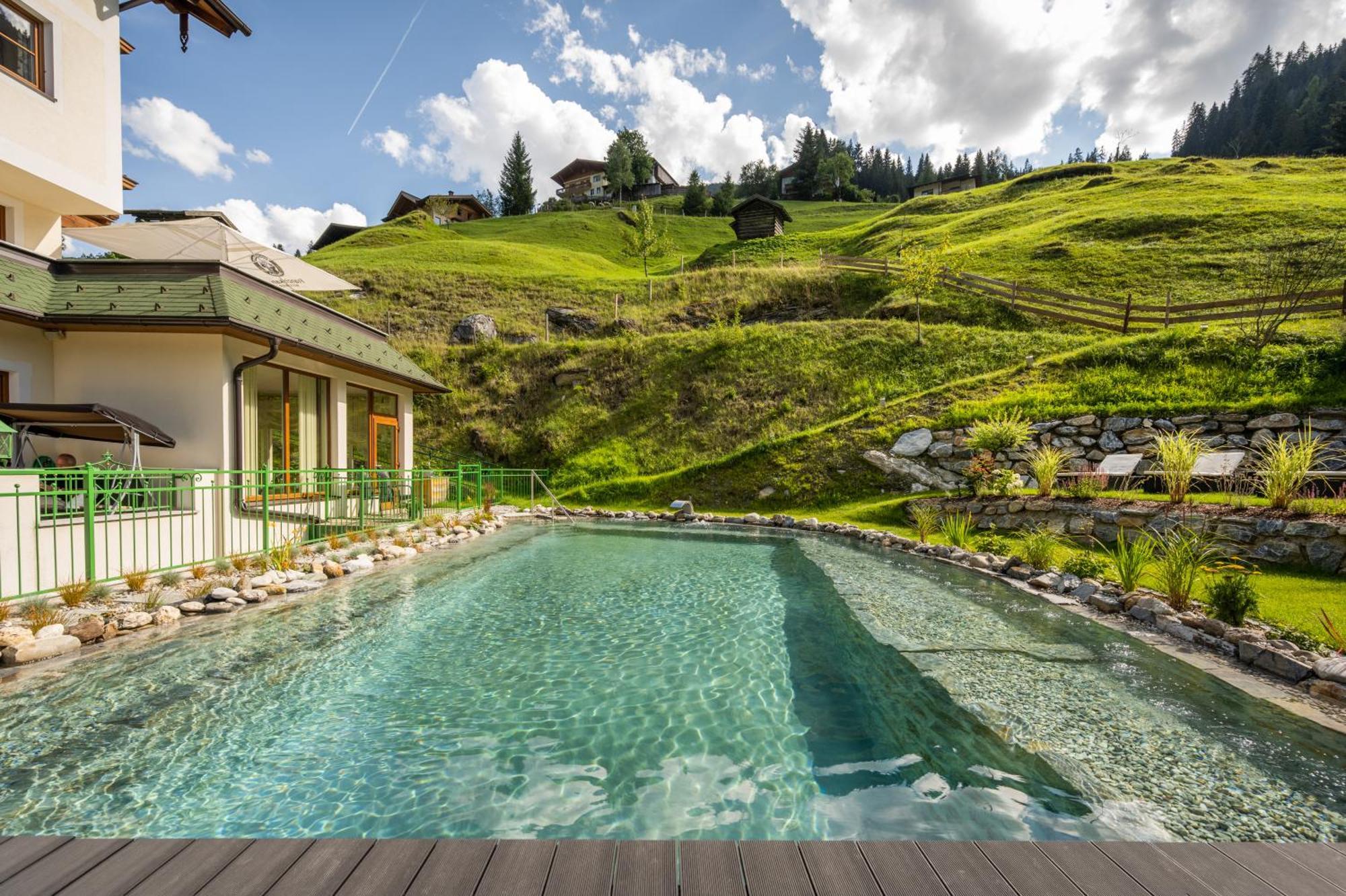 Natur-&Auszeithotel Hüttenwirt Hüttschlag Exterior foto